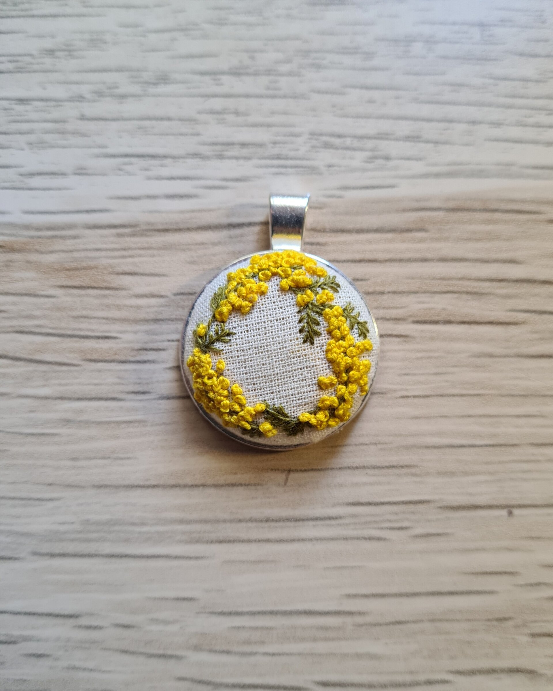 Corona mimosa - 2